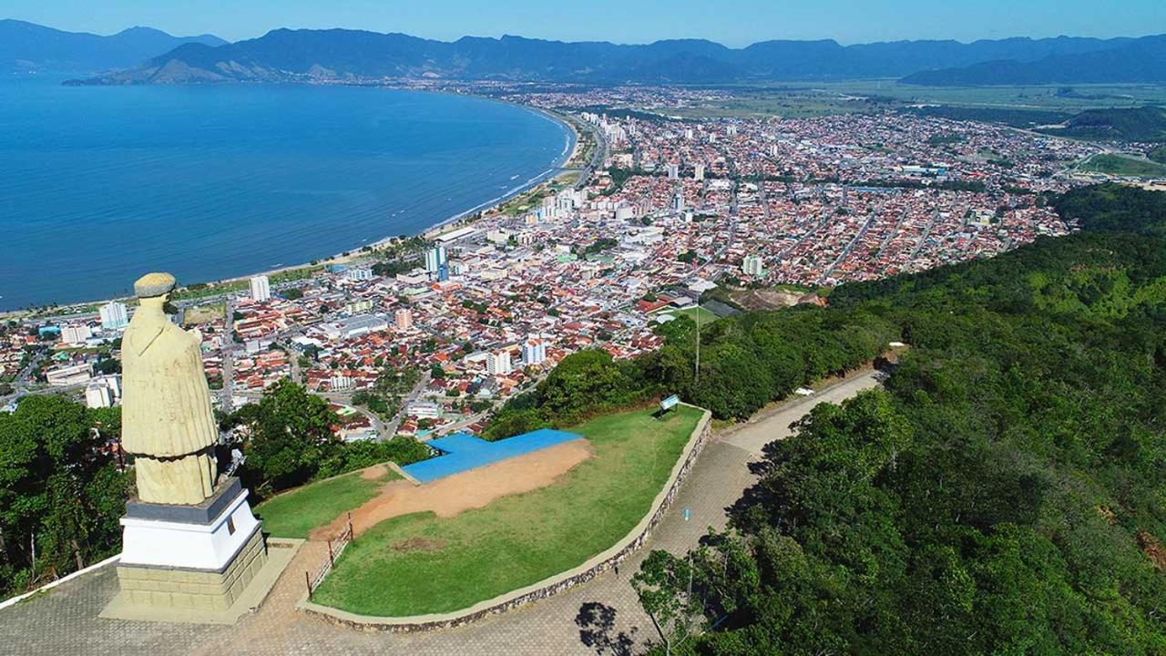 Pe Na Areia - Caraguatatuba
